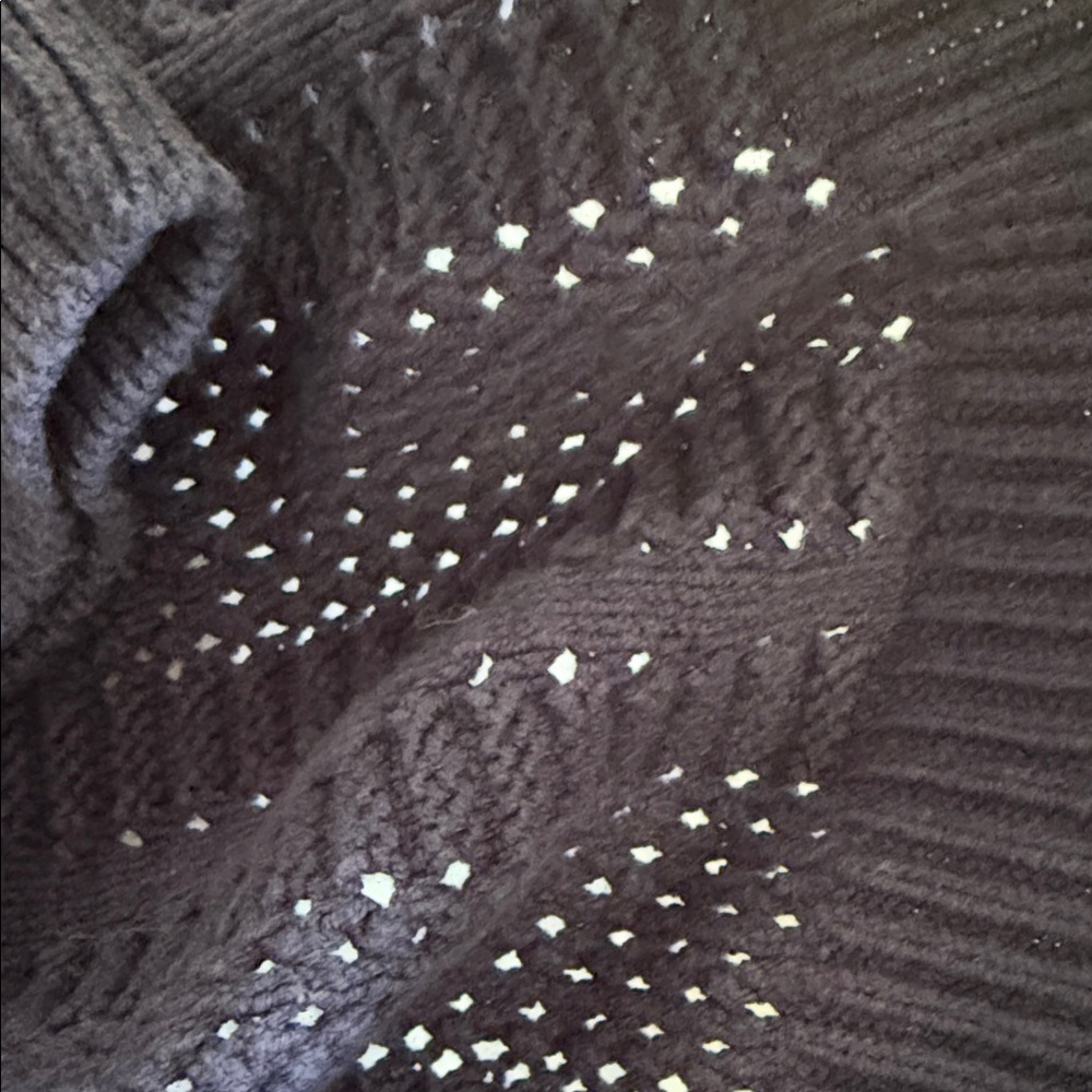 Joe Fresh 60% cotton 40% acrylic Knit Sweater Size Med - Picture 5 of 11